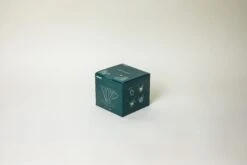 V60 Plastic Coffee Dripper 02 - Deep Sea -Hario IMG 0944