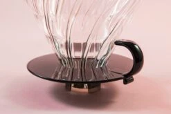 V60 Glass Coffee Dripper 02 With Round Base -Hario IMG 1626 DNG