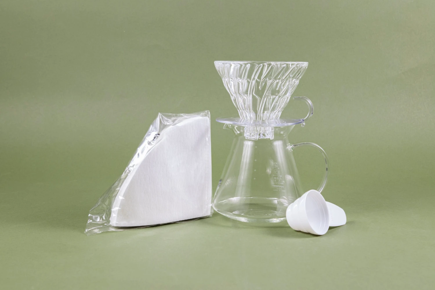 Hario V60 "Simply" Glass Pour Over Kit 1 Hario V60 "Simply" Glass Pour Over Kit