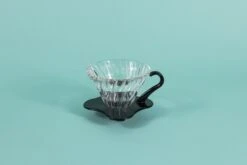 V60 Glass Coffee Dripper 01