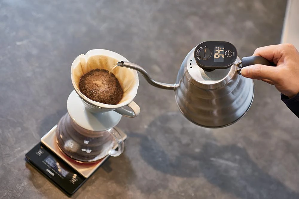 Hario V60 Buono Drip Kettle Thermometer 2 Hario V60 Buono Drip Kettle Thermometer - Image 2