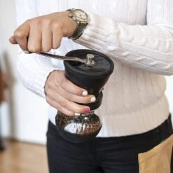 Hario Skerton Plus Ceramic Coffee Grinder 5 Hario Skerton Plus Ceramic Coffee Grinder -Hario skerton 2